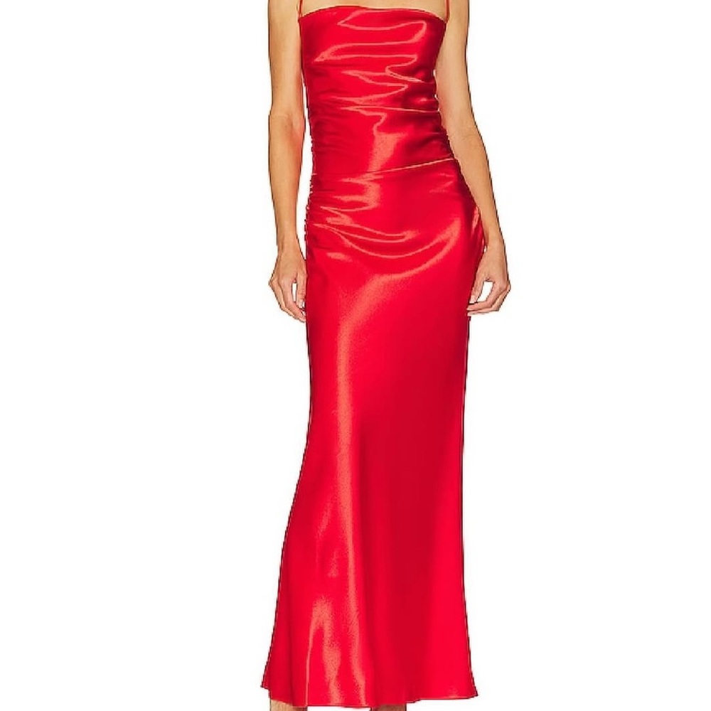 Elegant Red Strapless Dress